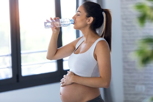 bolehkah ibu hamil minum air soda