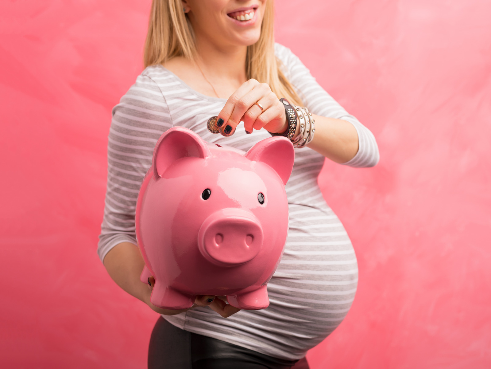 Деньги за беременность и роды. Беременность и деньги.