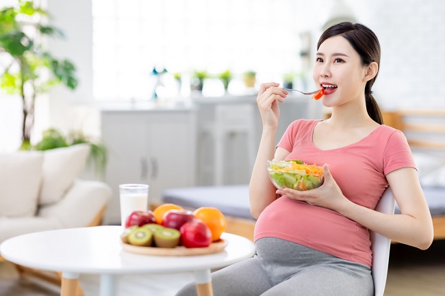 vitamin ibu hamil yang penting bagi janin dan kandungan