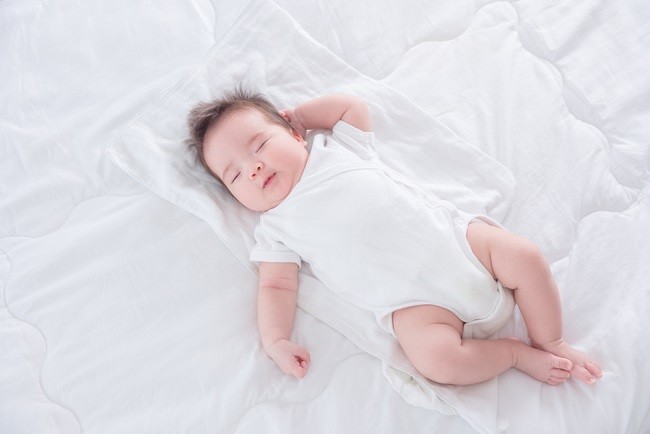 bayi tidur tanpa bantal, diary bunda