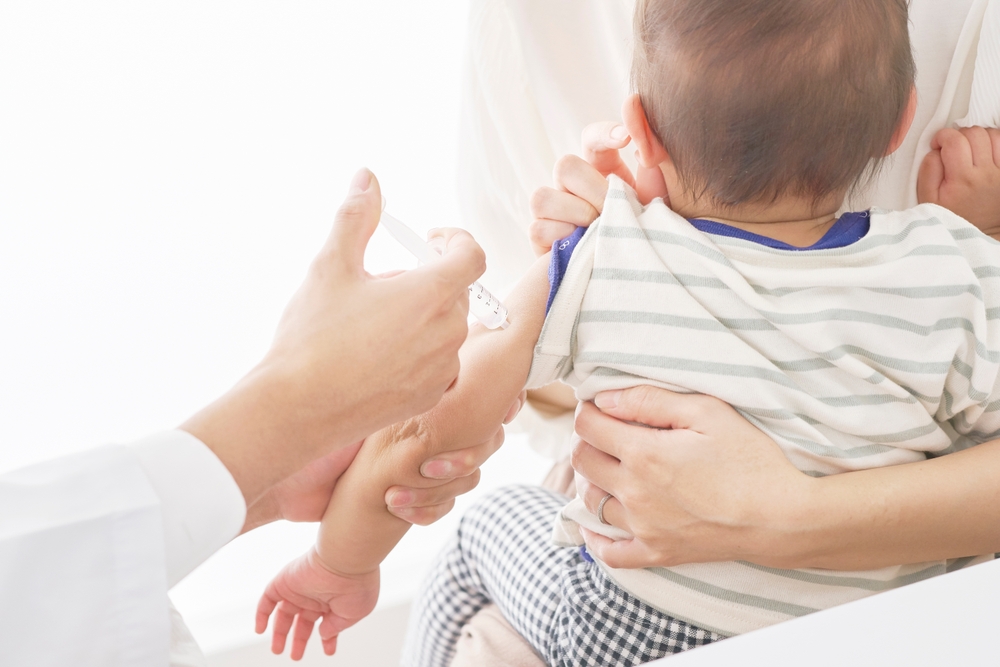 Jadwal Imunisasi Bayi Buku KIA